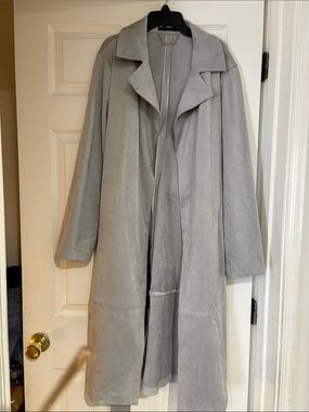 Elie Tahari Light Gray Suede Trench Coat